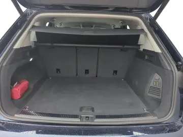 Touareg Elegance 3.0 TDI DSG 4M Navi AHK Leder