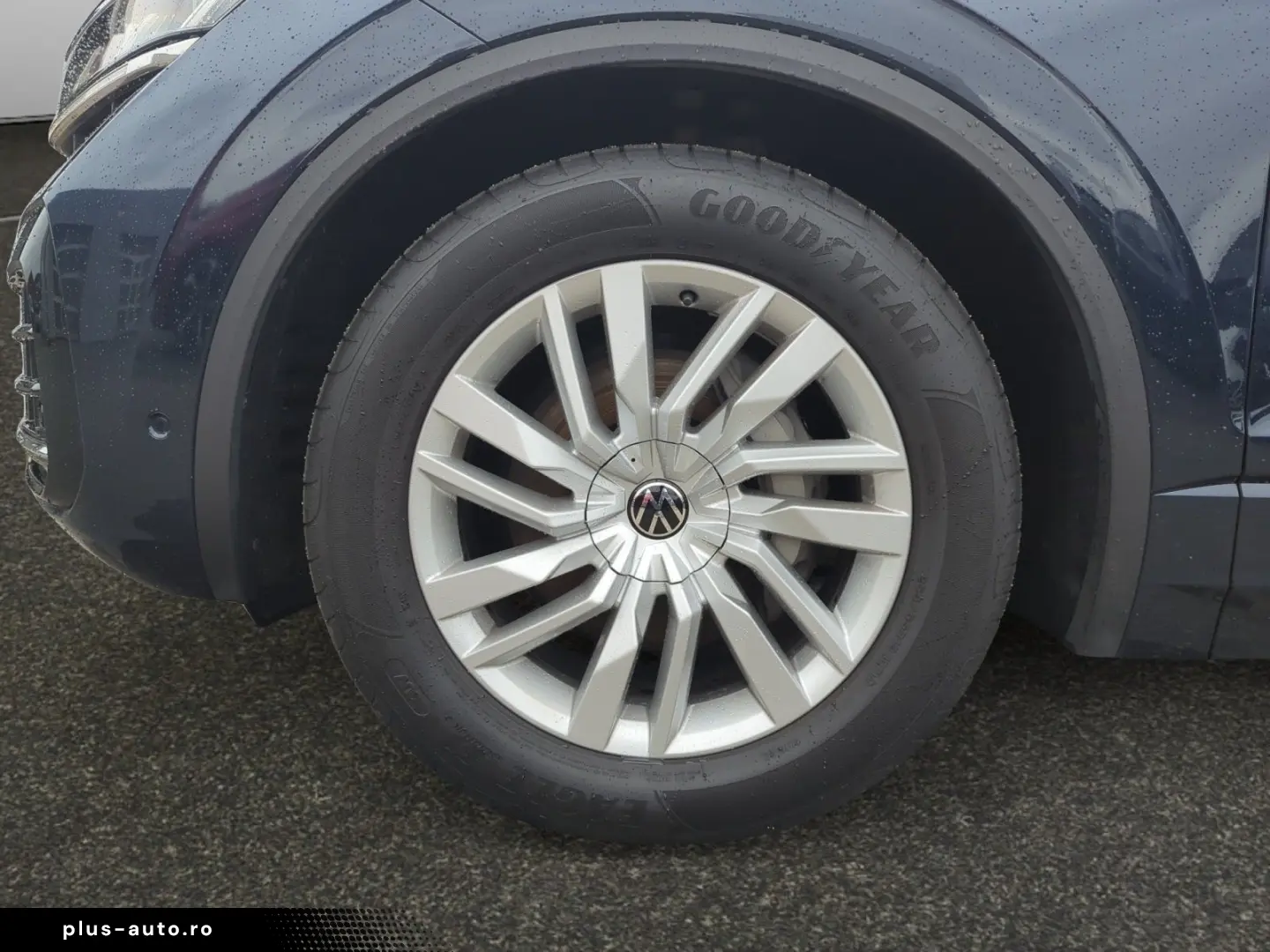 Touareg Elegance 3.0 TDI DSG 4M Navi AHK Leder