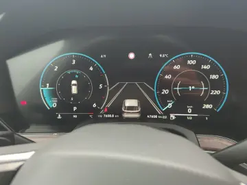 Touareg Elegance 3.0 TDI DSG 4M Navi AHK Leder