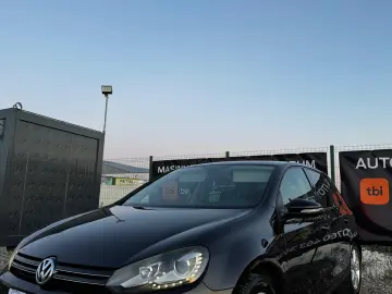 Volkswagen GOLF VI 1.6 TDI STYLE