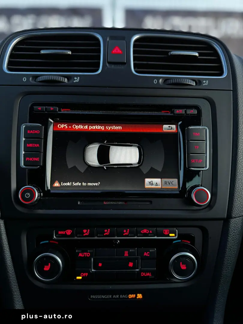 Volkswagen GOLF VI 1.6 TDI STYLE