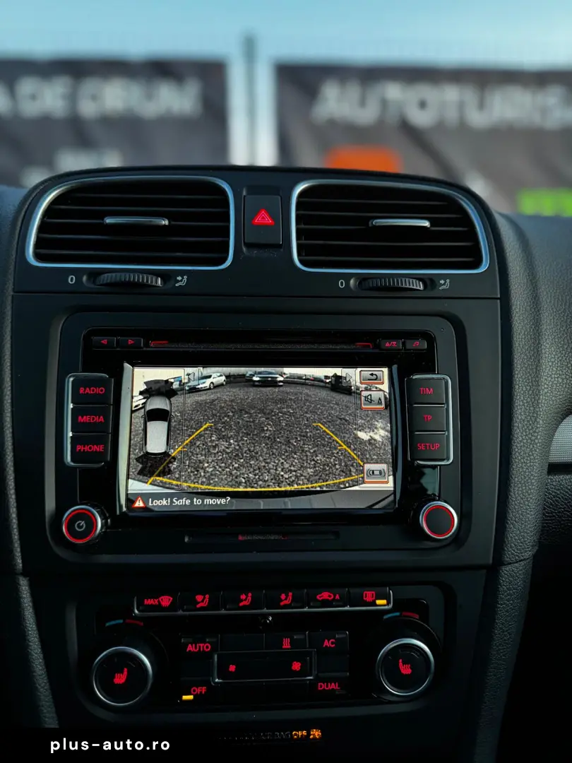 Volkswagen GOLF VI 1.6 TDI STYLE