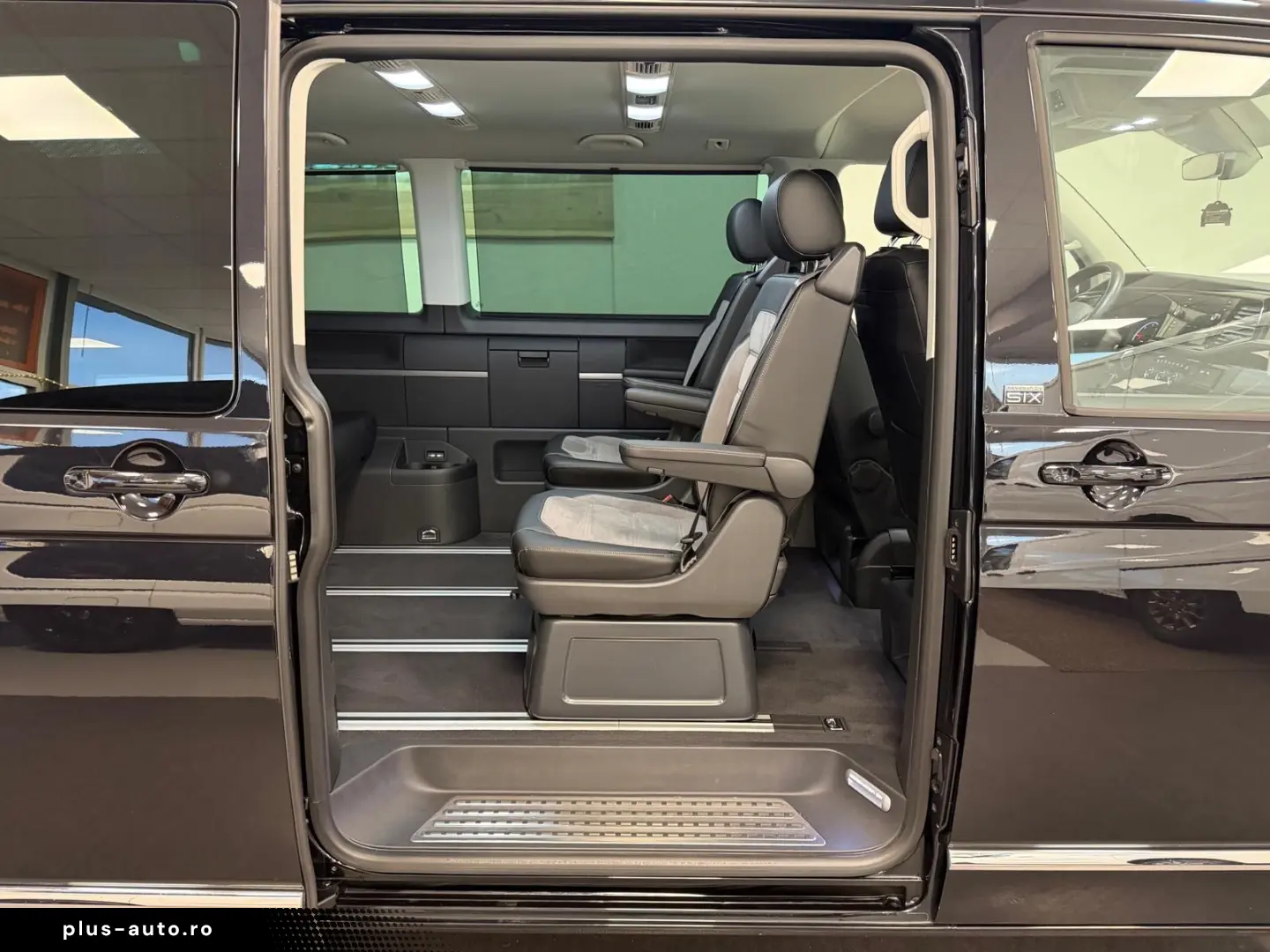 T6.1Multivan Generation Six4MOTION Leder LED ACC