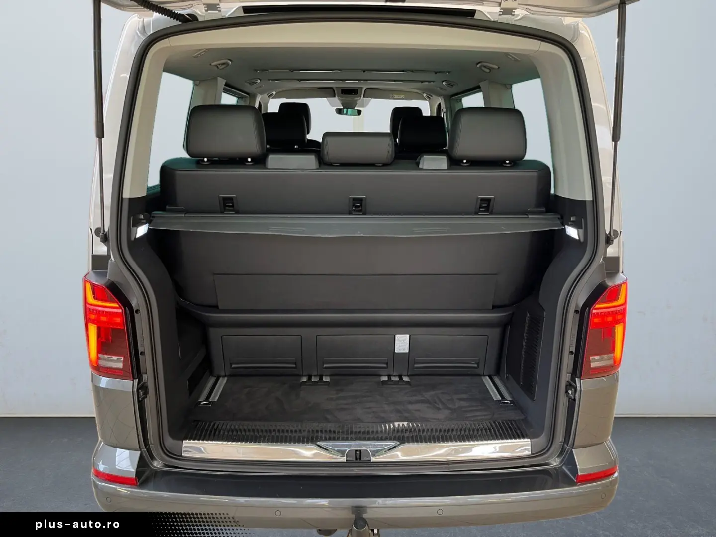 T6.1 Multivan Generation Six 2.0 TDI DSG Leder