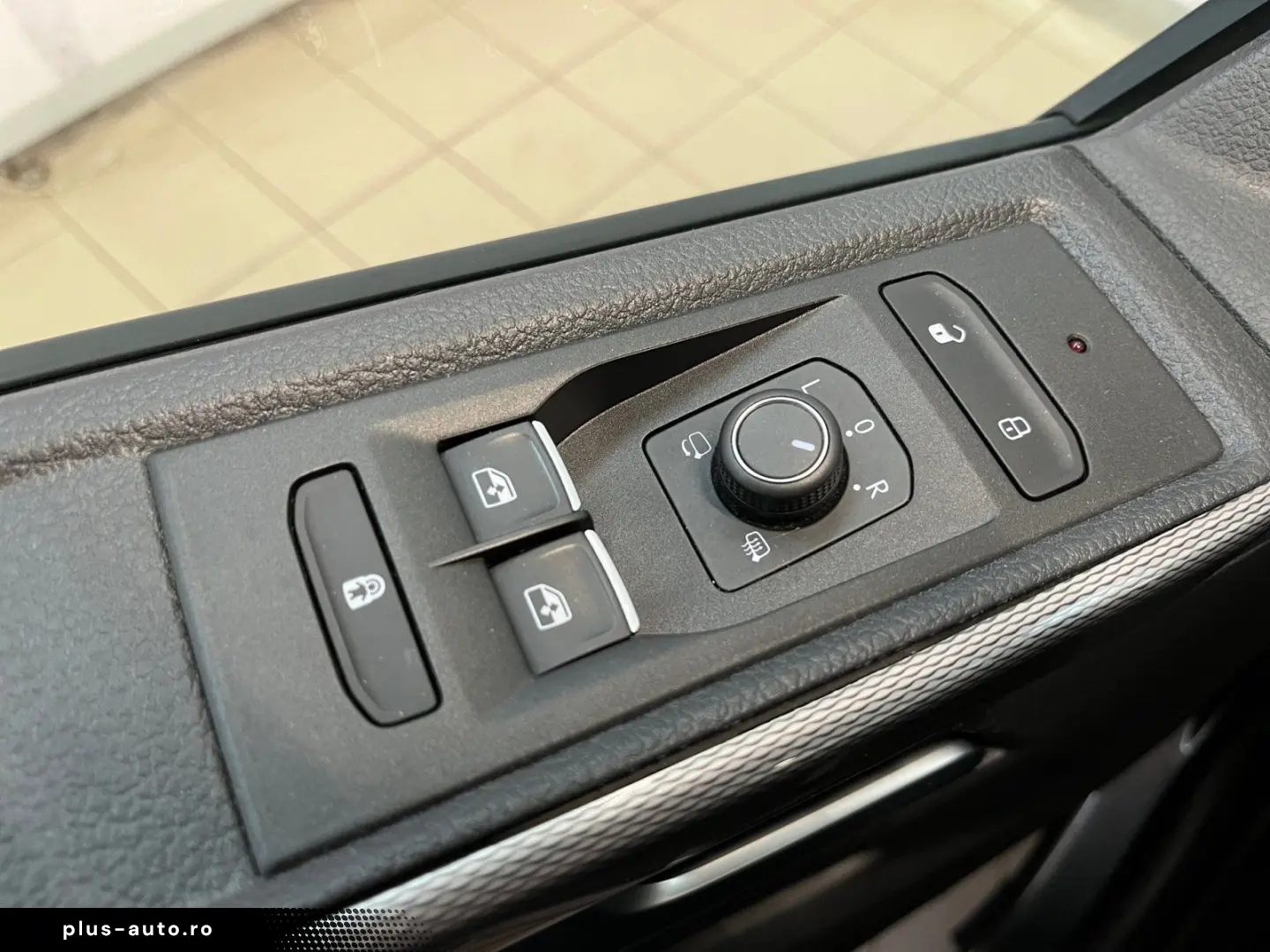 T6.1 Multivan Generation Six 2.0 TDI DSG Leder