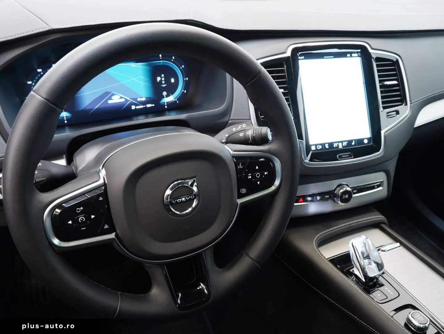 XC90 B5 D AWD Mild-Hybrid Plus Dark PANO AHK