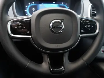 XC90 B5 D AWD Mild-Hybrid Plus Dark PANO AHK