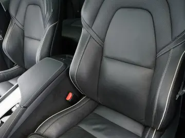 XC90 B5 D AWD Mild-Hybrid Plus Dark PANO AHK