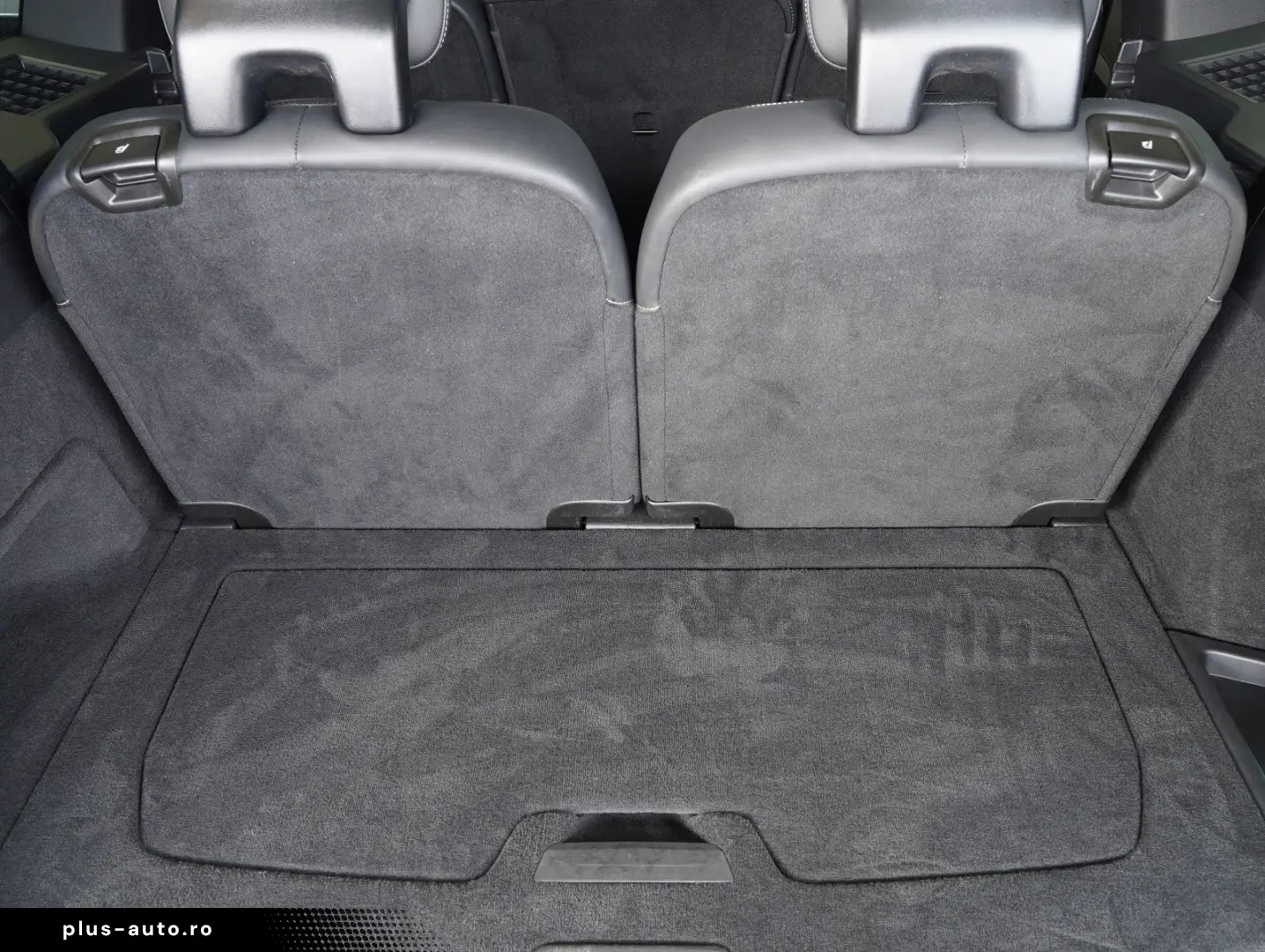 XC90 B5 D AWD Mild-Hybrid Plus Dark PANO AHK