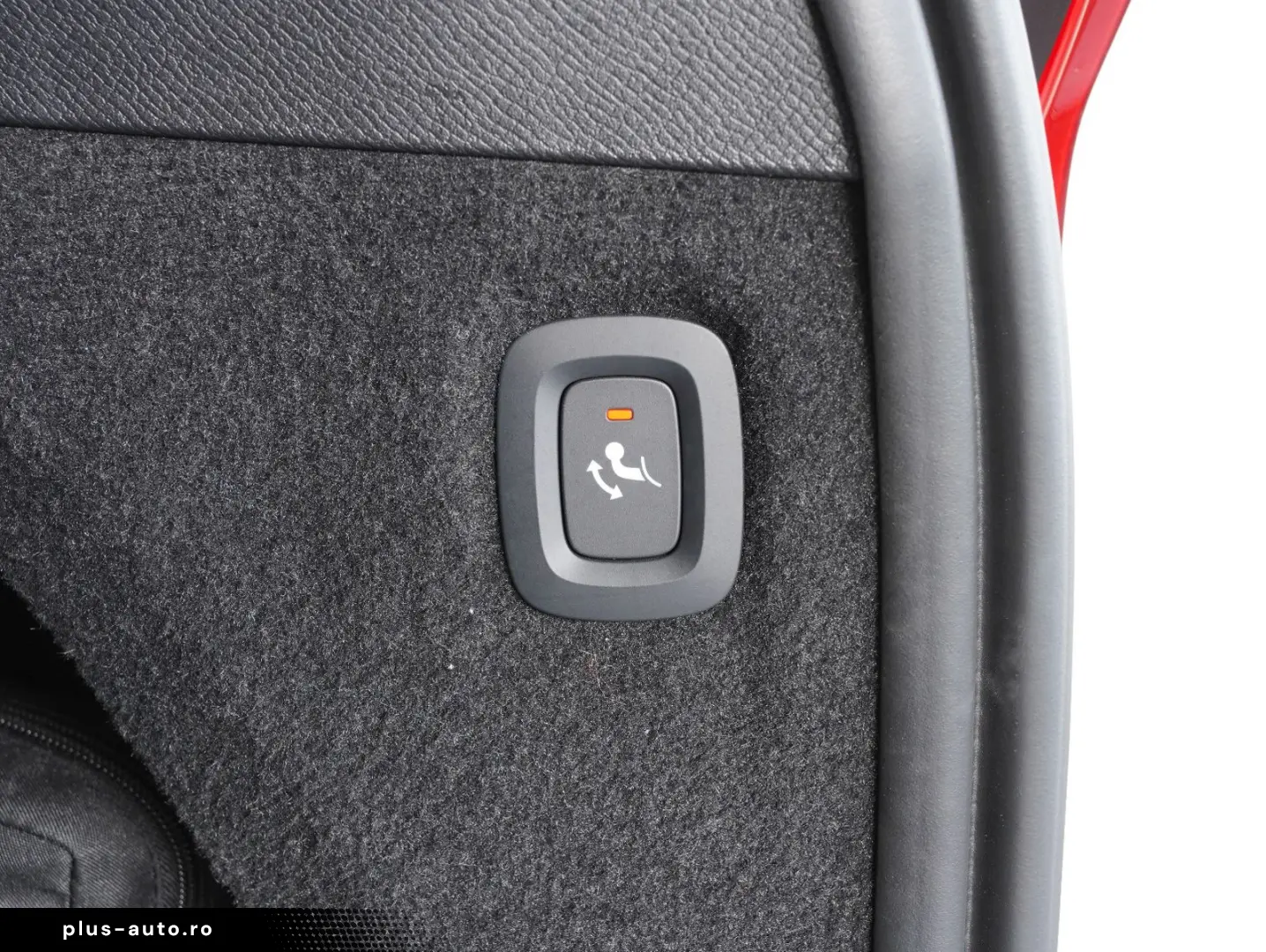 XC90 B5 D AWD Mild-Hybrid Plus Dark PANO AHK