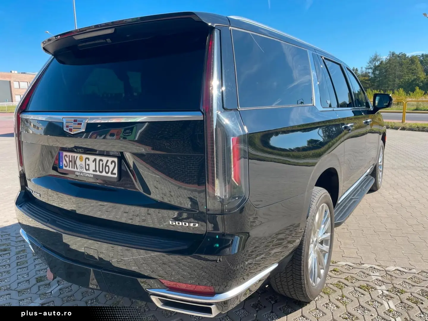 Escalade Diesel  D600 Vollausstatung