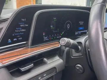 Escalade Diesel  D600 Vollausstatung