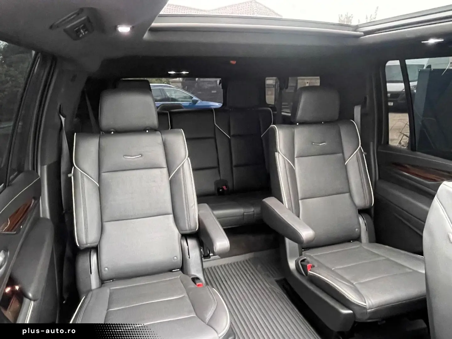 Escalade Diesel  D600 Vollausstatung
