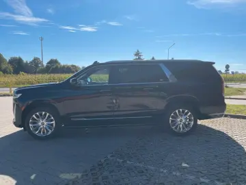 Escalade Diesel  D600 Vollausstatung