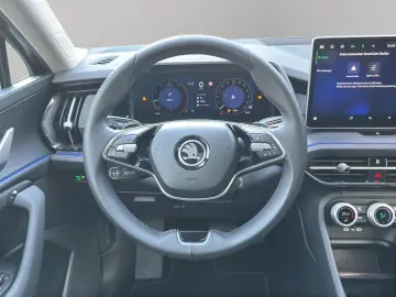 KODIAQ SELEC.2.0TDI DSG 4x4 NAVI PANO AHK 7SITZE