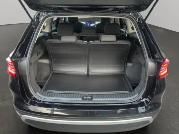 KODIAQ SELEC.2.0TDI DSG 4x4 NAVI PANO AHK 7SITZE