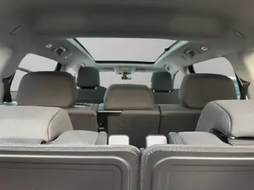 KODIAQ SELEC.2.0TDI DSG 4x4 NAVI PANO AHK 7SITZE