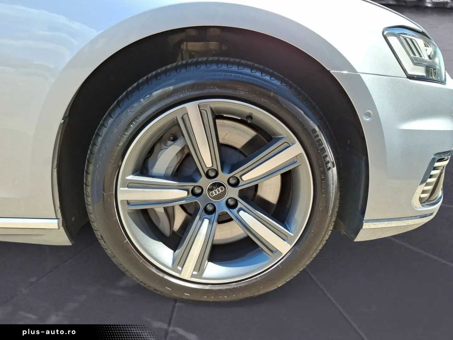 A8 60 TFSI e quattro tiptronic e-tron HUD Assist