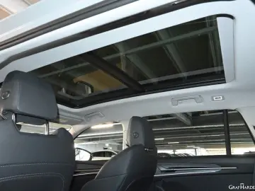 Kodiaq   NEU  2.0 TDI  DSG 4x4 Selection AHK   S