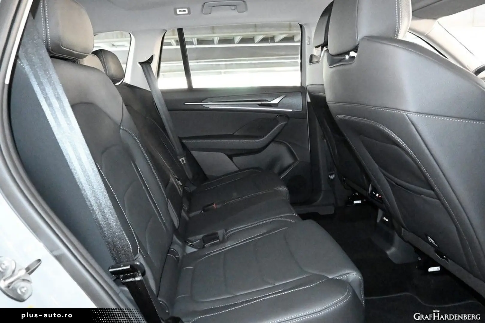 Kodiaq   NEU  2.0 TDI  DSG 4x4 Selection AHK   S