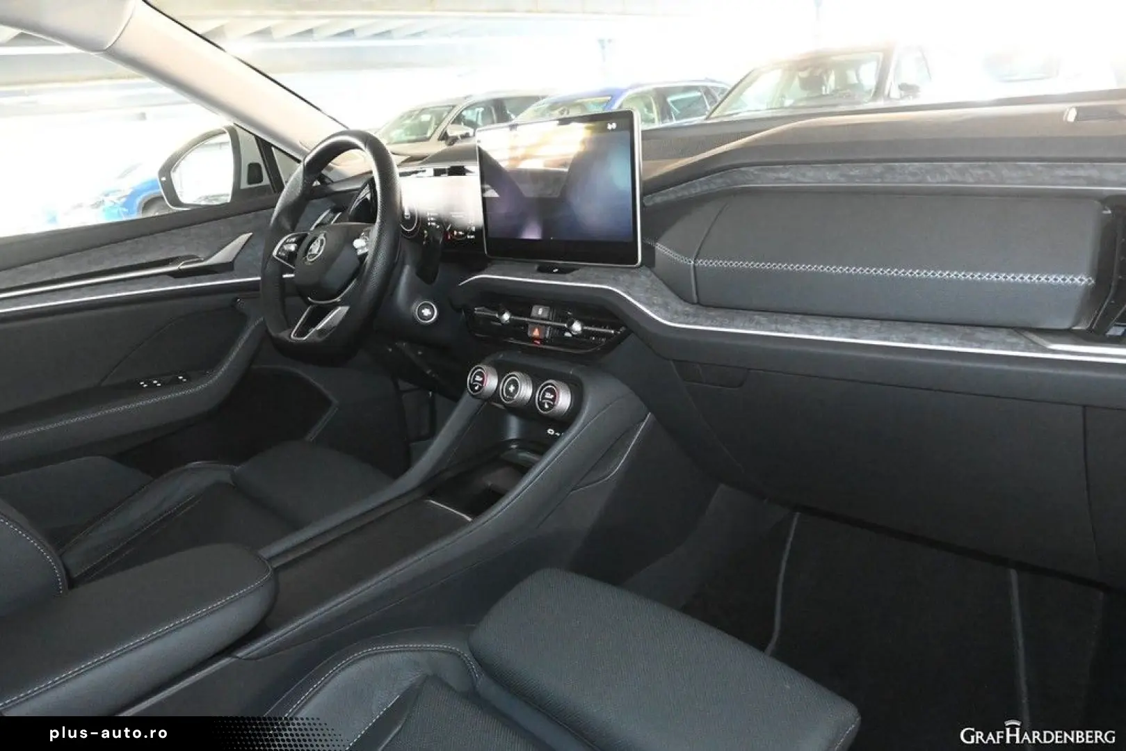 Kodiaq   NEU  2.0 TDI  DSG 4x4 Selection AHK   S