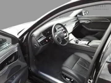 A8 60 TFSI e quattro MATRIX APP NAVI HUD SHZ ACC