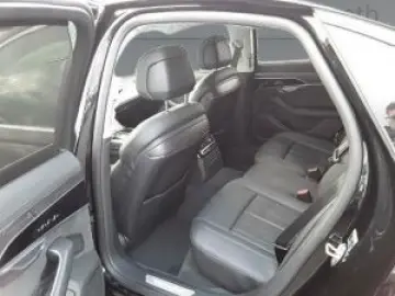 A8 60 TFSI e quattro MATRIX APP NAVI HUD SHZ ACC