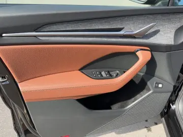 Kodiaq 2.0 TDI DSG 4x4 Selection PANO STHZG AHK