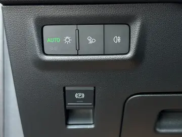 2.0TDi 4x4 Exclusive PDACH STHZ DCC eHK LM20 AHK