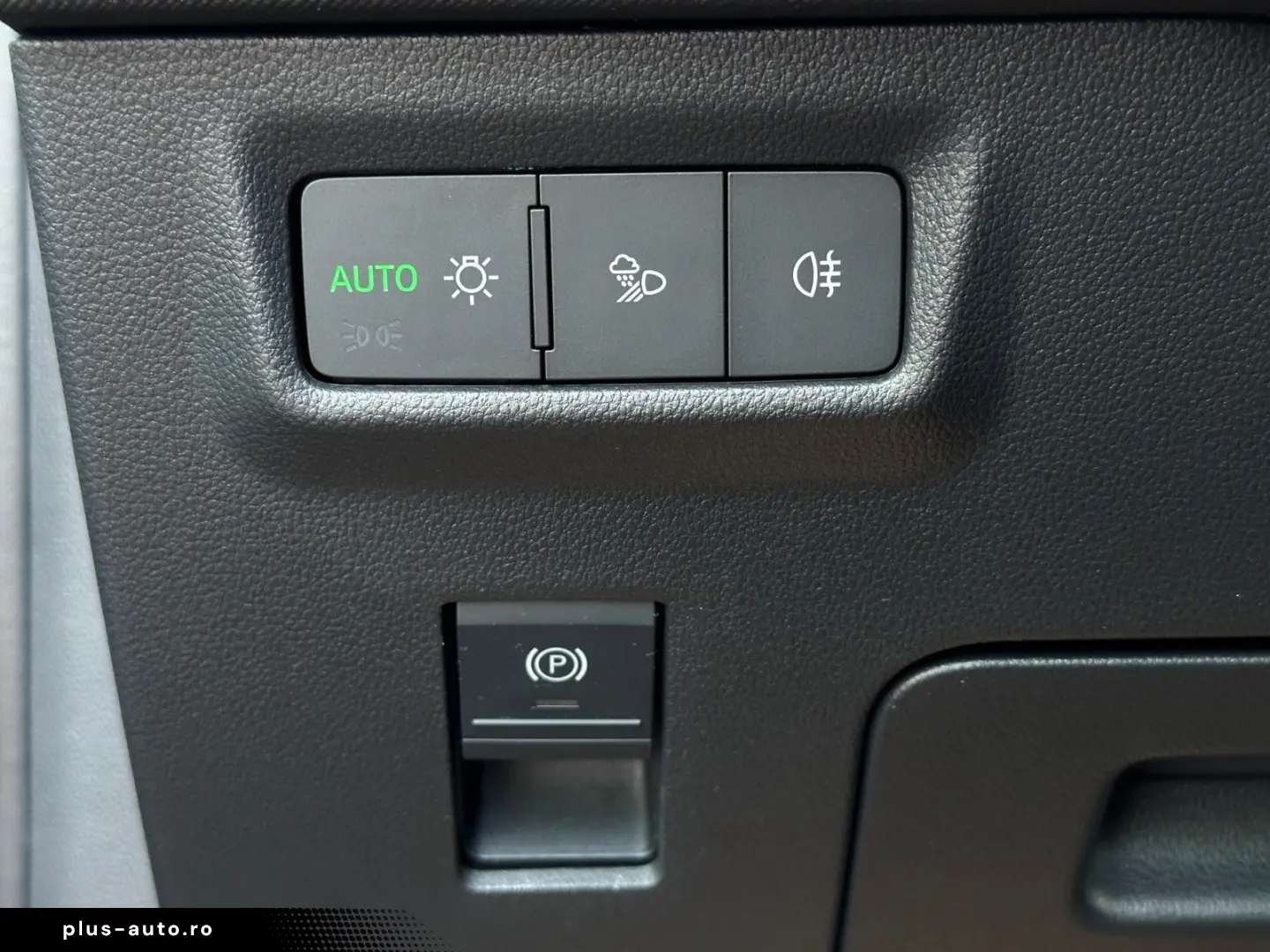 2.0TDi 4x4 Exclusive PDACH STHZ DCC eHK LM20 AHK