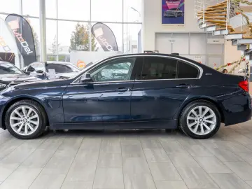 BMW Seria 3 330e iPerformance