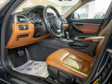 BMW Seria 3 330e iPerformance