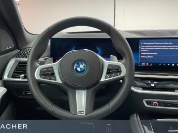 X5 xDrive50e A M-Sport LCProf AHK Pano Luftfed.