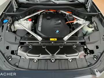 X5 xDrive50e A M-Sport LCProf AHK Pano Luftfed.