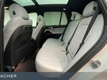 X5 xDrive50e A M-Sport LCProf AHK Pano Luftfed.