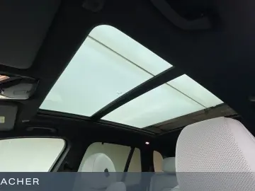 X5 xDrive50e A M-Sport LCProf AHK Pano Luftfed.