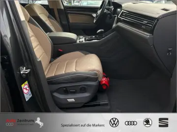 Touareg 3.0 V6 TDI 4M Elegance Beige DYNAUDIO