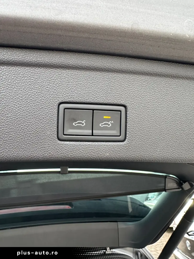 Touareg 3.0 TDI SCR  210 kW 4Mot R-Line-Pano.Luf