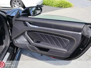 992 - 911 Carrera 3.8 Turbo S cabrio BURMESTER