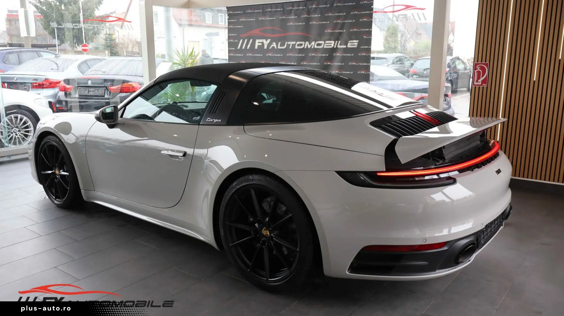 992 Targa 4 1. Hand  Approved 11 27  Service Neu