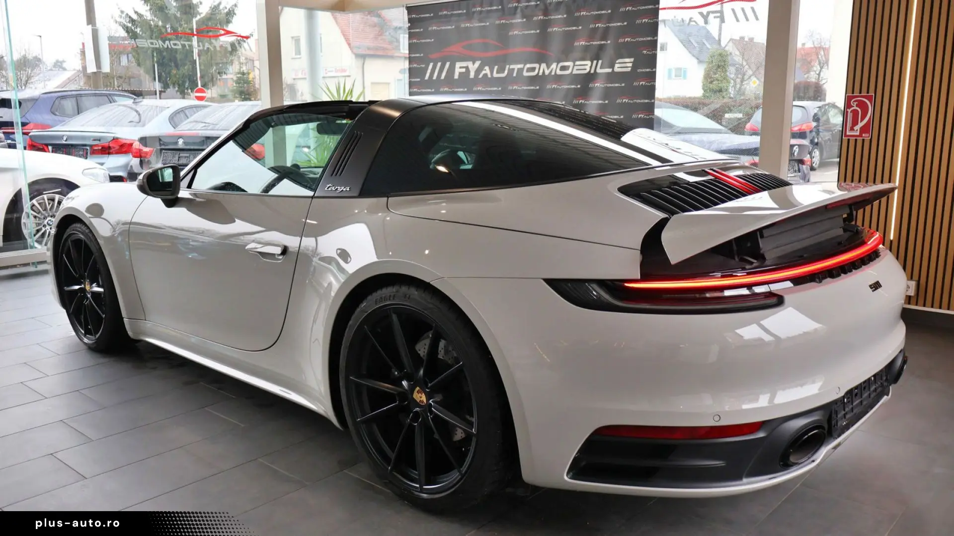 992 Targa 4 1. Hand  Approved 11 27  Service Neu