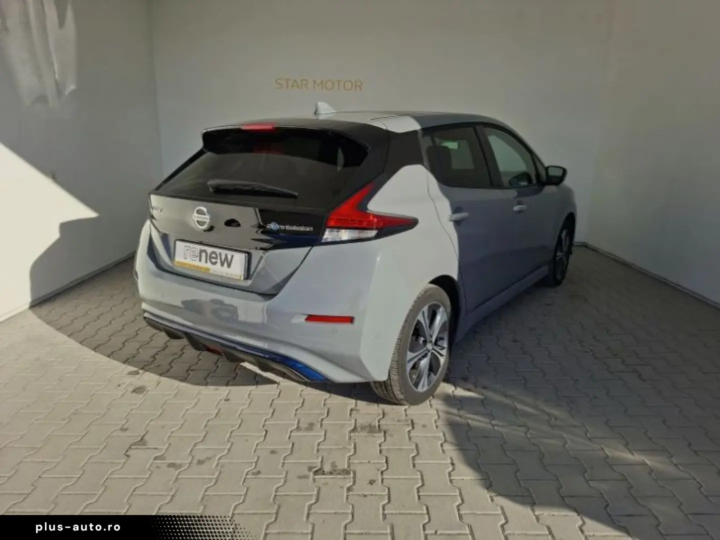 NISSAN LEAF Baterie 62kW   Motor 215CP Tekna