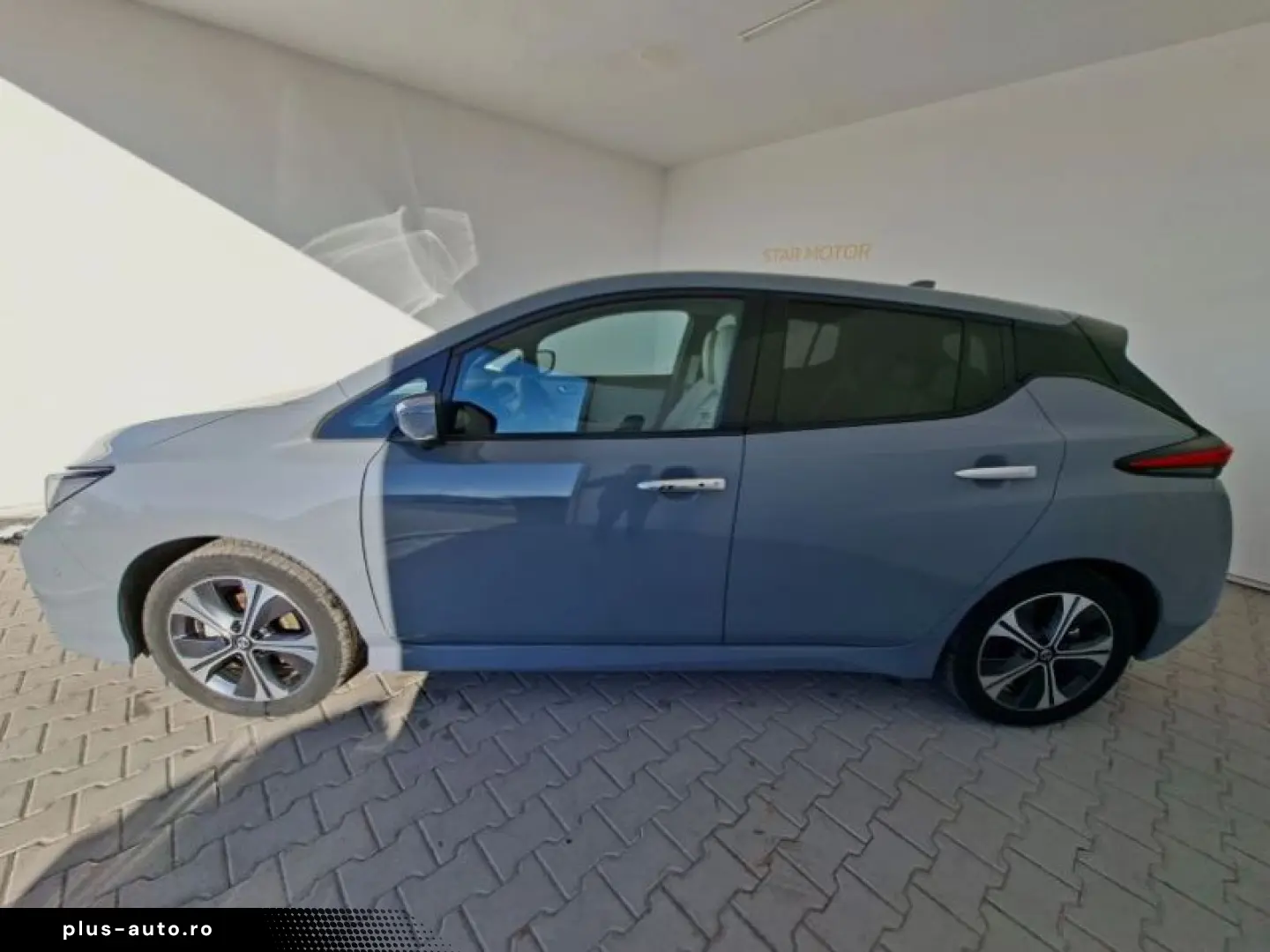 NISSAN LEAF Baterie 62kW   Motor 215CP Tekna