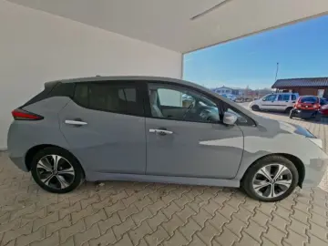 NISSAN LEAF Baterie 62kW   Motor 215CP Tekna