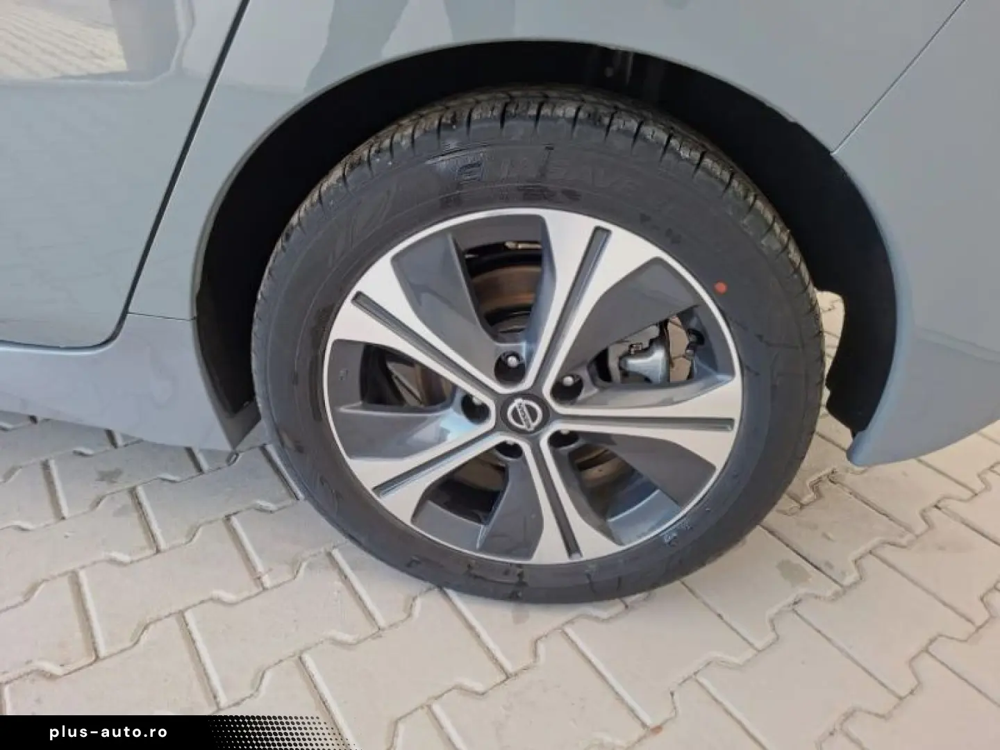 NISSAN LEAF Baterie 62kW   Motor 215CP Tekna