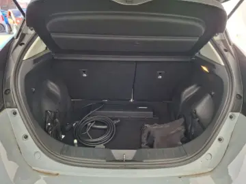 NISSAN LEAF Baterie 62kW   Motor 215CP Tekna