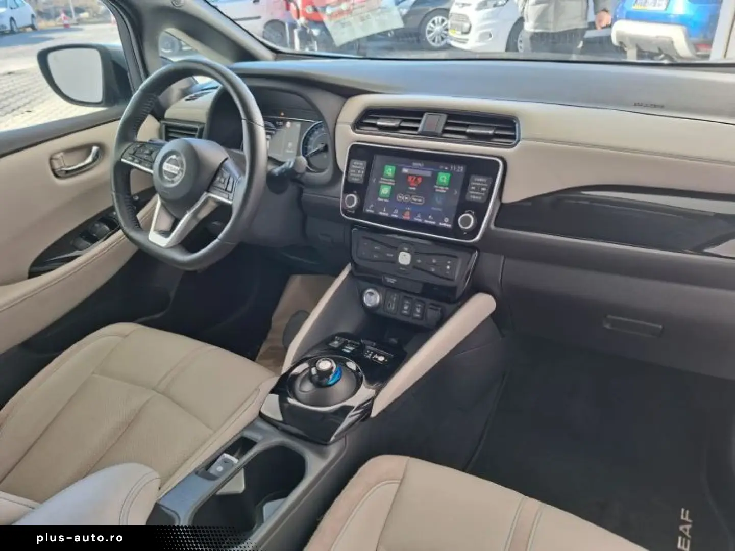 NISSAN LEAF Baterie 62kW   Motor 215CP Tekna