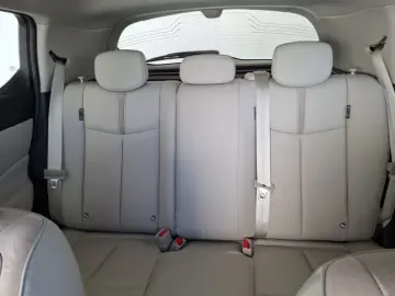 NISSAN LEAF Baterie 62kW   Motor 215CP Tekna