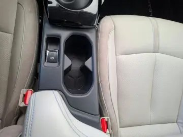 NISSAN LEAF Baterie 62kW   Motor 215CP Tekna