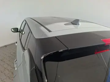 NISSAN LEAF Baterie 62kW   Motor 215CP Tekna